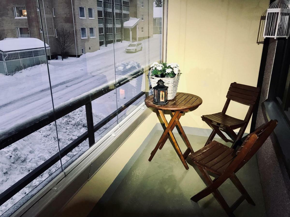 Kemi City L Near Snowcastle, 2 Rooms, Kitchen, Glazed Balcony, Free Parking On Street Ngoại thất bức ảnh