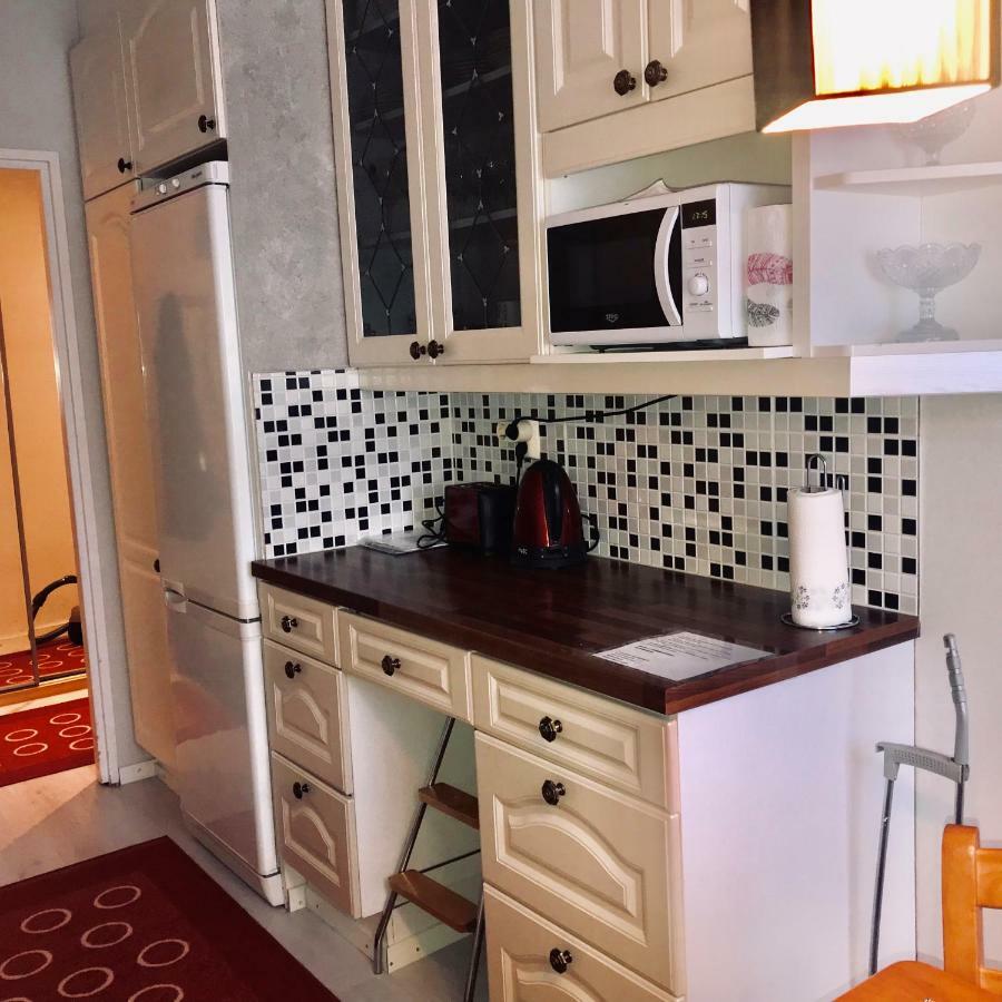 Kemi City L Near Snowcastle, 2 Rooms, Kitchen, Glazed Balcony, Free Parking On Street Ngoại thất bức ảnh
